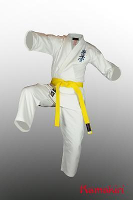 Gratis ketting twv €13,95 bij Kyokushin Karate pakken jeugd.