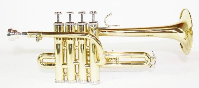 Piccolo Bb Trompet, goudkleurig incl. boek B-stock