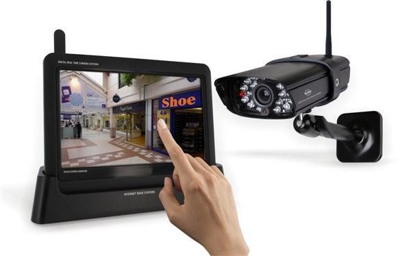 Elro draadloos camerasysteem met touchscreen (CS87T) €269