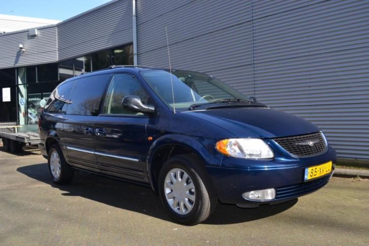 Chrysler Town & Country AIRCO LEDER 7 PERS NETTE AUTO. !