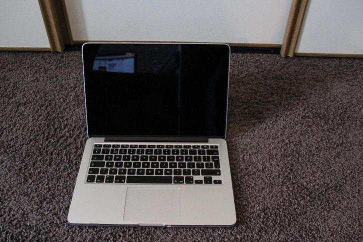 Macbook Pro (Retina, 13 inch, medio 2014)