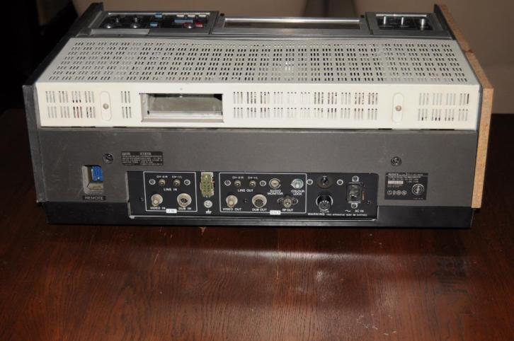 Sony VO-2630 U-matic video recorder