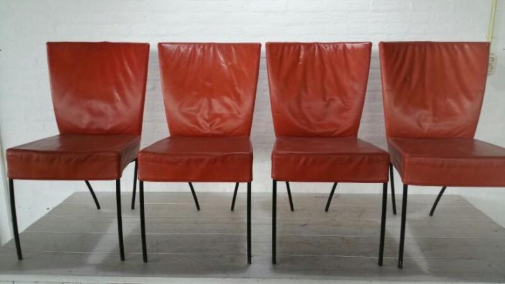 MPH 720-1 Design tafel met Spica stoelen