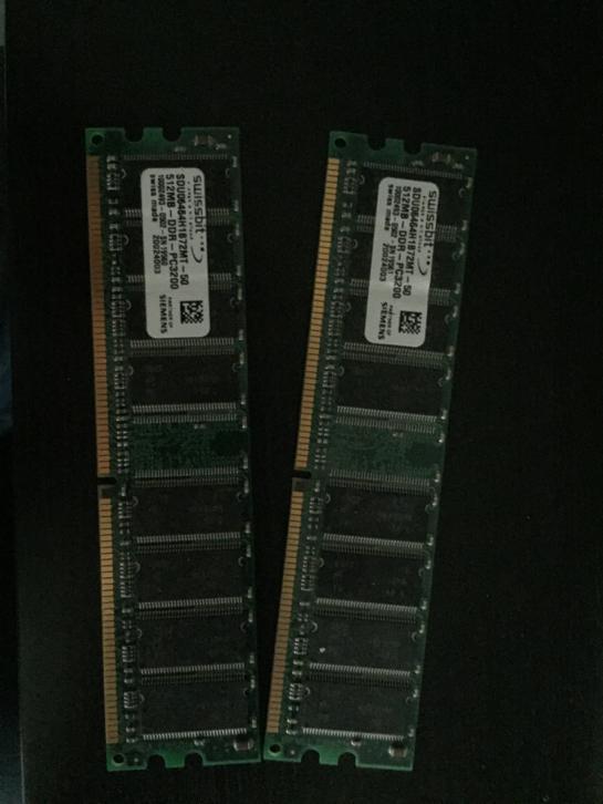 Swissbit 2x 512 MB DDR PC3200