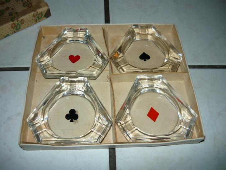 Vintage Set : Poker - Bridge - Kaart Asbakjes in OVP (RETRO)