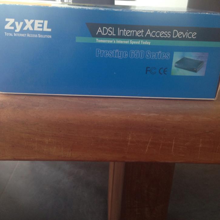 ZyXel ASDL Internet Access Device 650 Series.