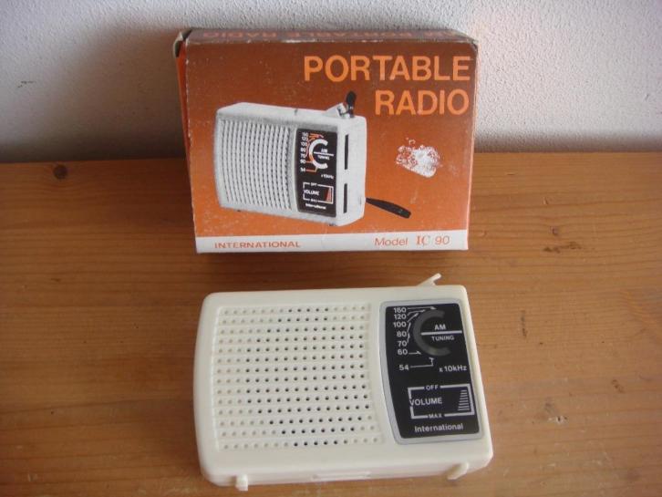 Ouderwets portable radiootje