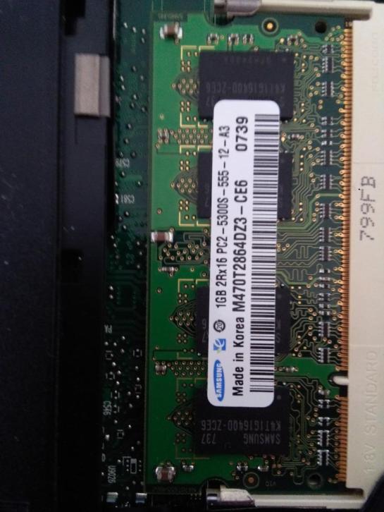 Geheugen Laptop, Macbook RAM DDR2 (SODIMM) 2x 1 gb 667mhz
