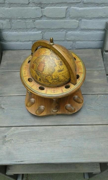 Oude wereldbol globe tabakspot pijpenhouder