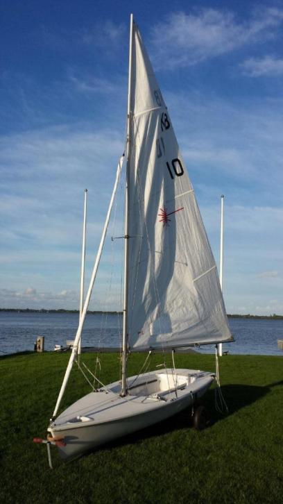 Zeilboot laser 2000 te koop