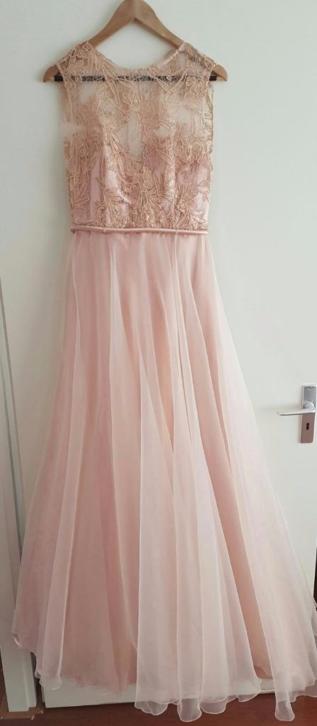 Roze jurk