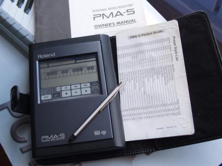 Roland PMA-5 (Personal Music Assistant)