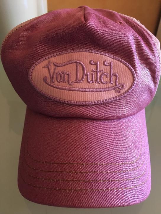Von Dutch cap rose