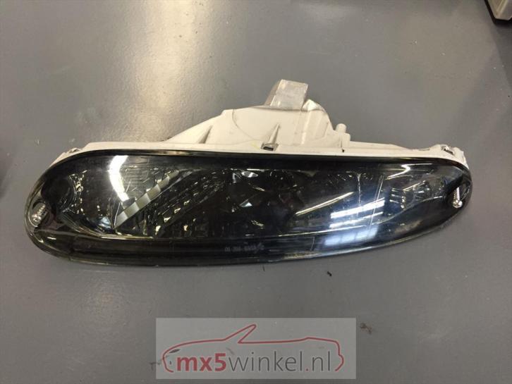 Linker knipper/ stadslichtlamp Rookglas voor een Mazda MX-5