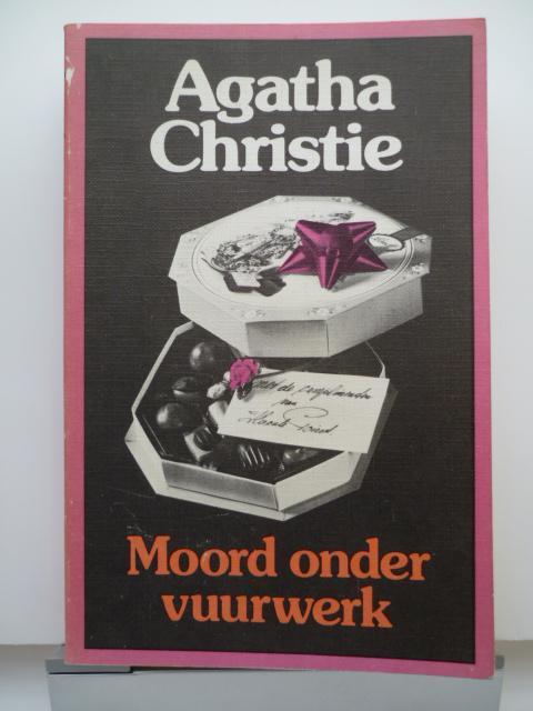 Moord onder vuurwerk / Agatha Christie / nr. 34