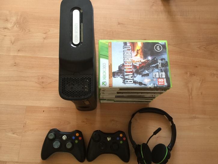 Xbox 360, 20 games, 2 controllers en headset, PES2016