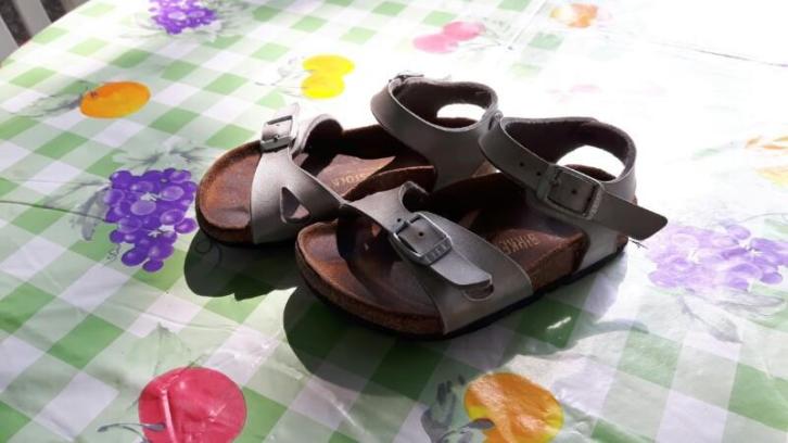 Meisjes sandalen Birkenstock maat 24 sandaaltjes