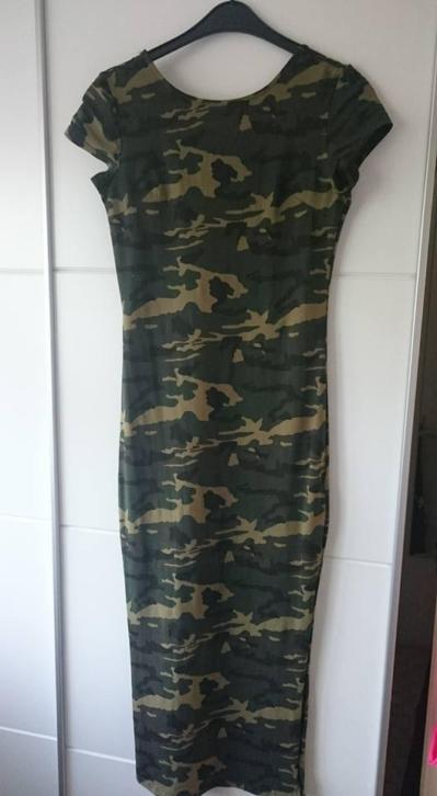 Lange jurk met army motief maat 38/40