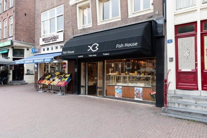 Winkel met horeca ruimte ter overname in Amsterdam Centrum