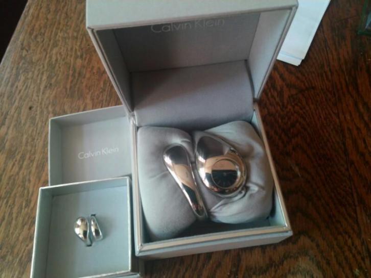 Calvin Klein Dames horloge met bijpassende ring