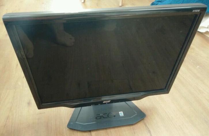 Acer 19" monitor X192W