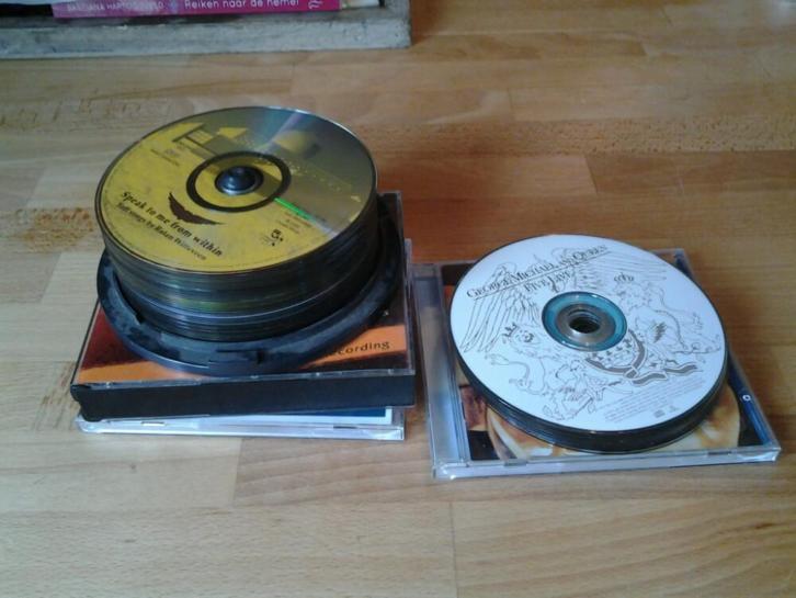 cd's (50 stuks ongeveer) klassiek, pop, rock, nederlands