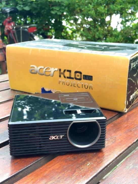 Acer K10 DLP pico beamer