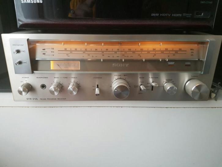 Vintage Sony str-212L receiver