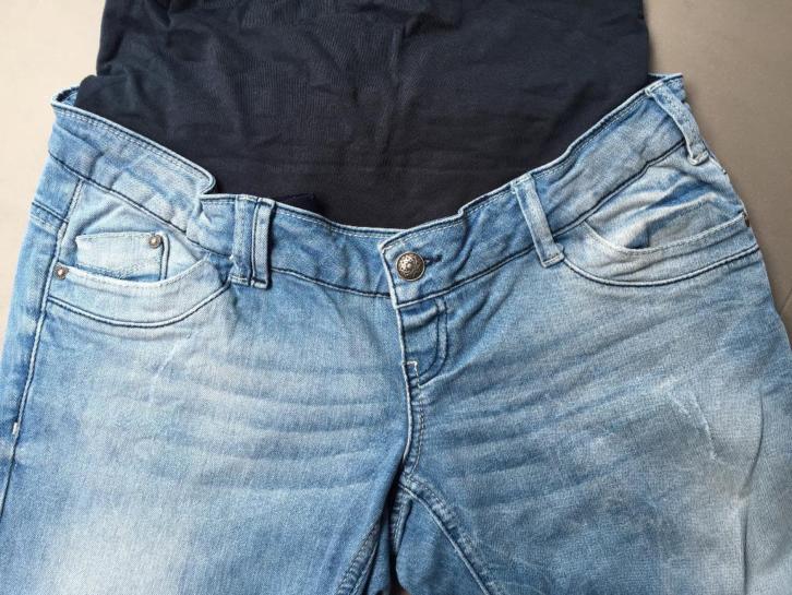 Stoere positie jeans / spijkerbroek Mama Licious (W30 / L34)