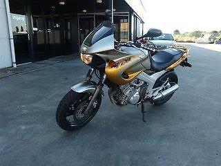 Motorfiets Yamaha, TDM 850, bouwjaar 04-1999