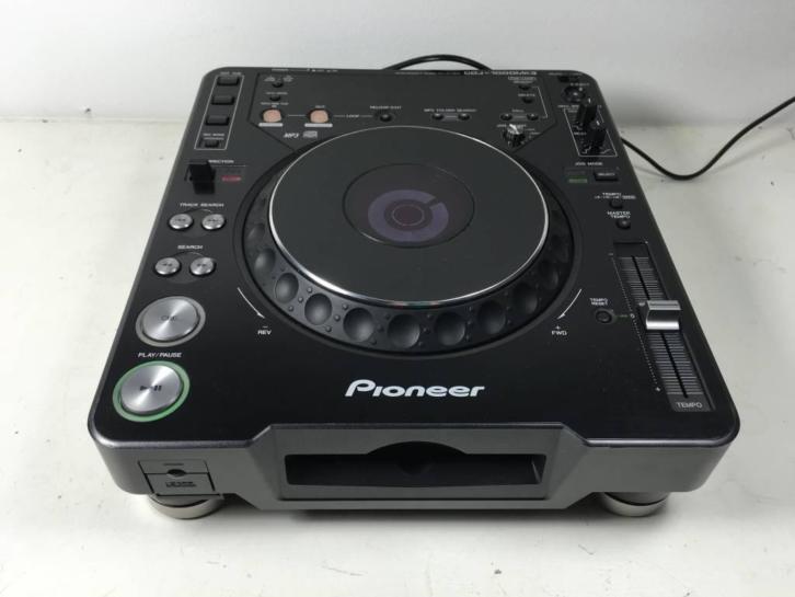 Pioneer CDJ-1000 MK3 + Decksaver