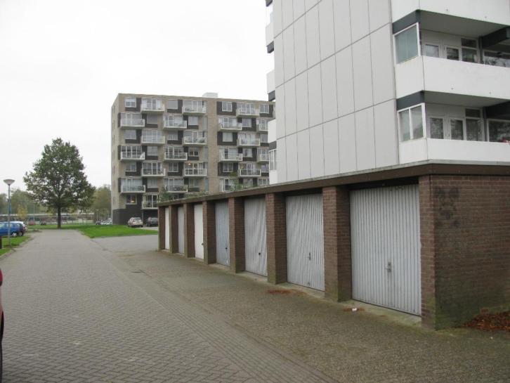 Te huur garage box in Emmen Emmerhout.