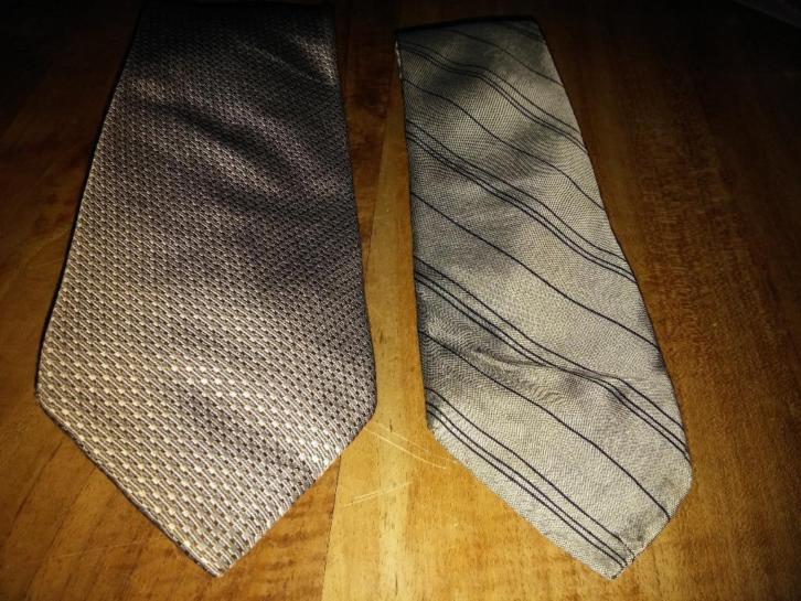2 stropdassen