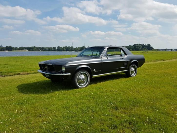 Ford Mustang 1967 zwart *TOPSTAAT*