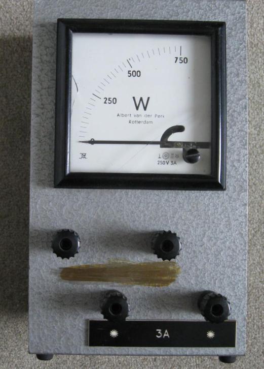 Wattmeter: 0-750 watt