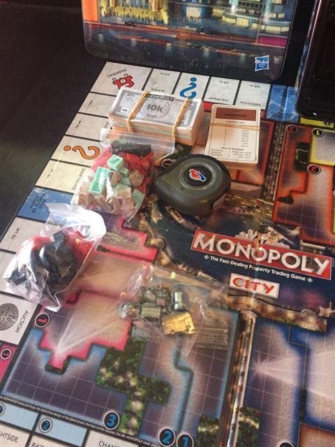 Monopoly - City in Blik - Engels