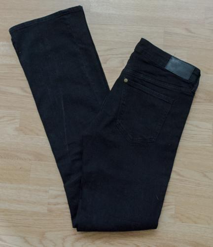 H&M bootcut jeans (low waist) zwart maat 29/34