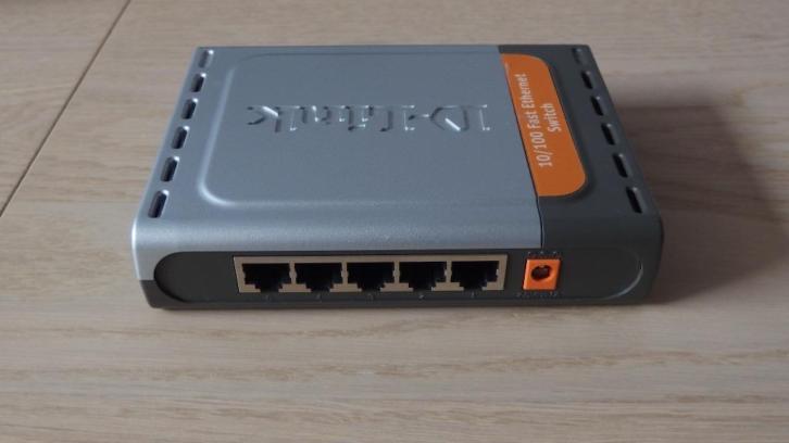 D-link Fast Ethernet-Switch