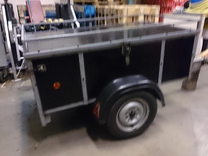 Te k .bagagewagen .170 x 100 x 65 .Evt.m.aluminium disselbak