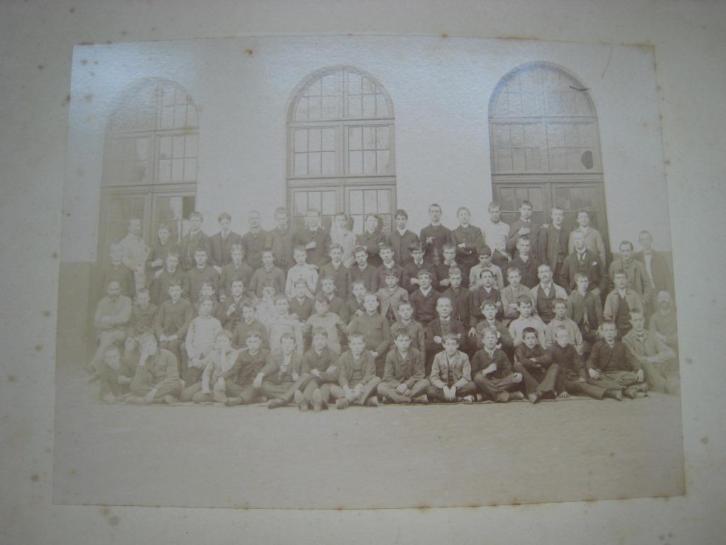 Antieke groepsfoto-jongensschool/internaat/klooster-ca1915
