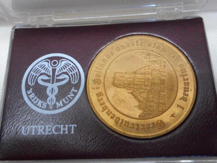 munt in doosje 775 jaar stadsrechten zie foto's nr.770