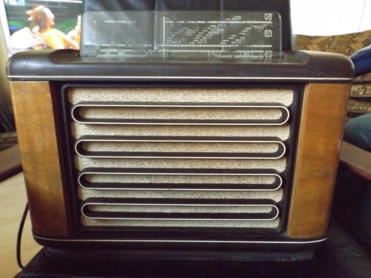 Bakelieten Philips Radio,vintage oude buizen radio.