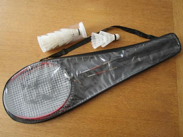 Badmintonset aangeboden