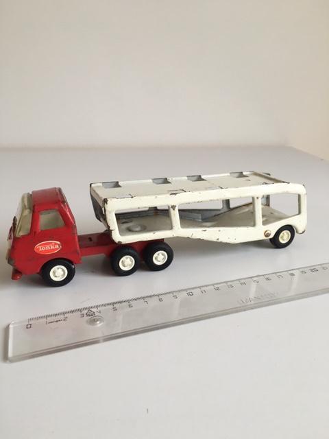 oude Tonka truck rood-wit