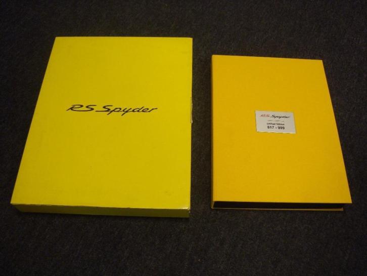 2007 Porsche RS Spyder gelimiteerd boek 817/999
