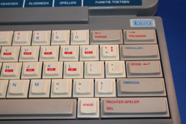 Vtech PreComputer 2000, vintage speelgoed uit 1993. K3