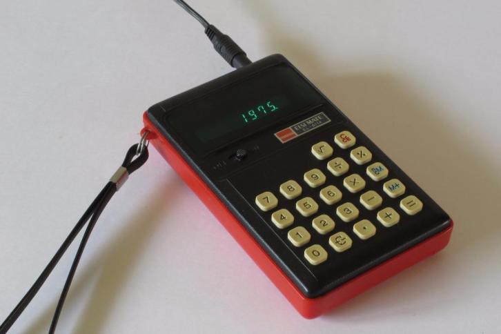 Retro / vintage Sharp Elsi Mate EL-8114 calculator