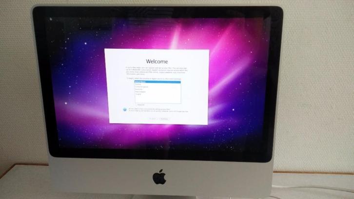 iMac (2009) - 20 inch, 2GB RAM, 320 GB HD, 2-core 2.66 GHZ