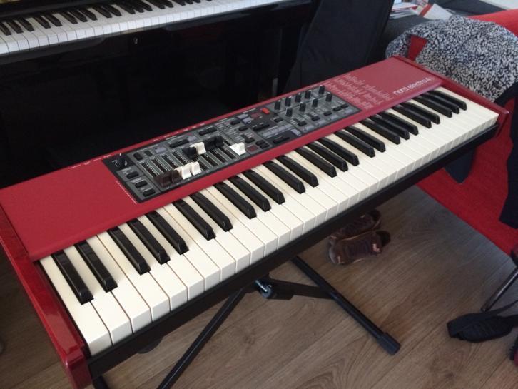 Nord Electro 4D SW61 incl. softcase