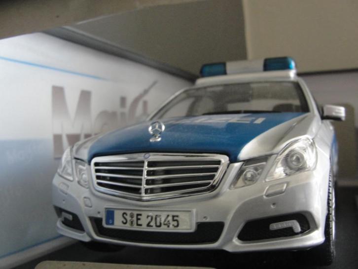 Mercedes Benz E Class " Polizei "